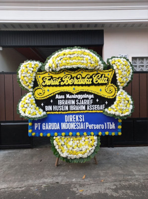Papan Bunga Duka di Pedaleman